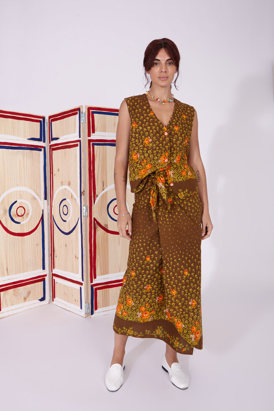 Saler - Waiscoat orange & green rose